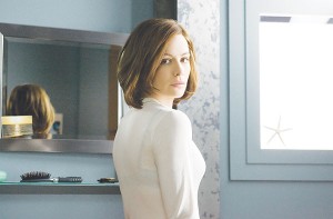 Detective Beckinsale <span class='credit'>Photo Courtesy of MCT Campus</span><span class='description'>Detective Beckinsale Kate Beckinsale solves murders in Antarctica as U.S. Marshall Carrie Stetko in “Whiteout.”</span>